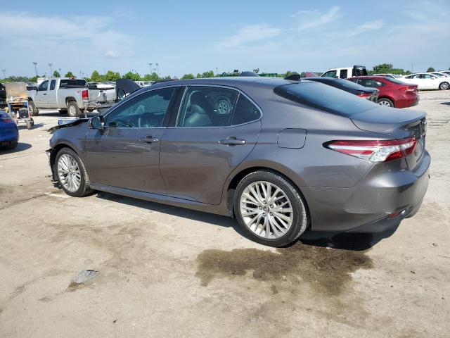 2018 TOYOTA CAMRY L 4T1B11HK2JU050356