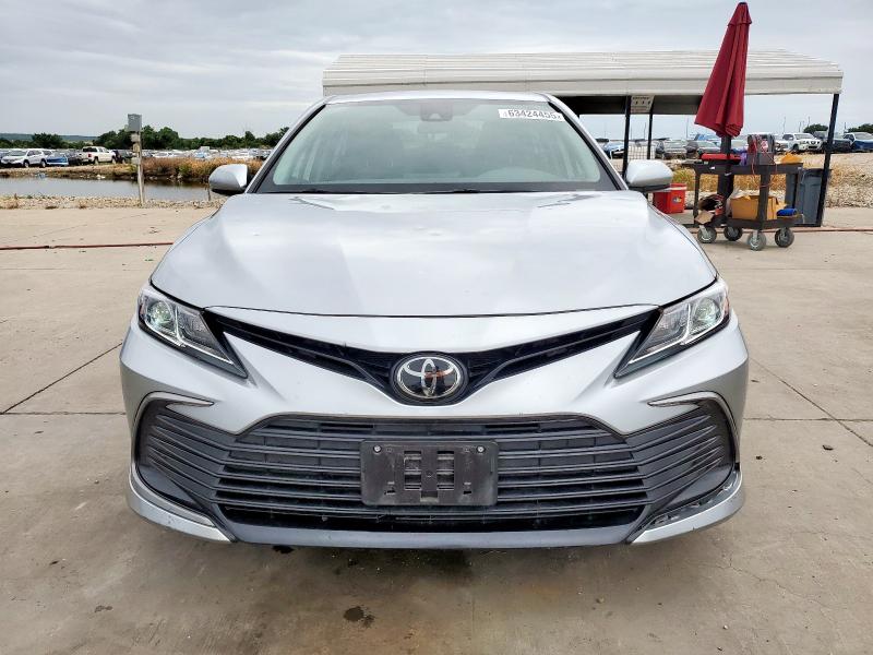 2021 TOYOTA CAMRY LE - 4T1C11AK2MU587618