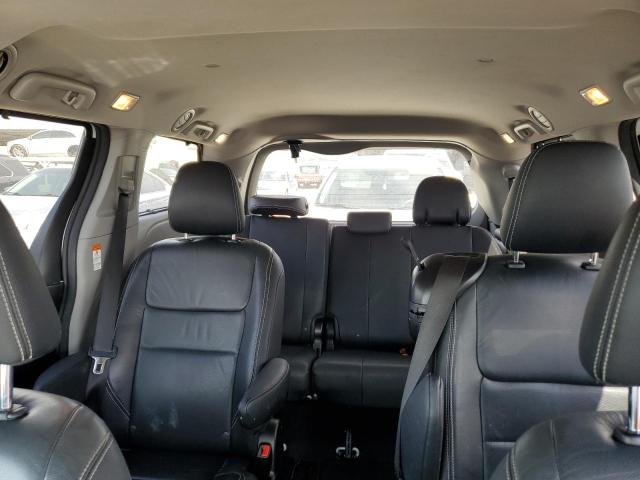 2016 TOYOTA SIENNA SE 5TDXK3DCXGS748177