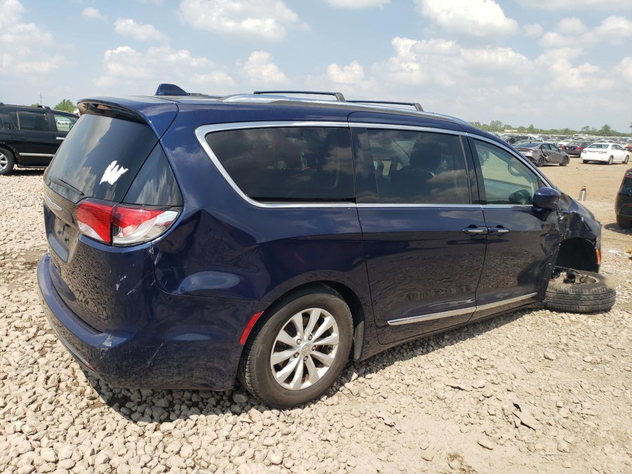 CHRYSLER PACIFICA TOURING L PLUS