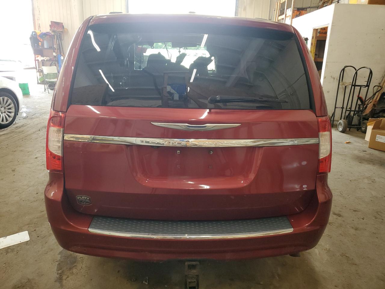 CHRYSLER TOWN & COUNTRY TOURING L