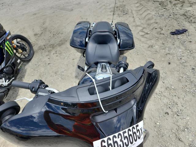 2023 HARLEY-DAVIDSON FLHX 1HD1KBC1XPB679058