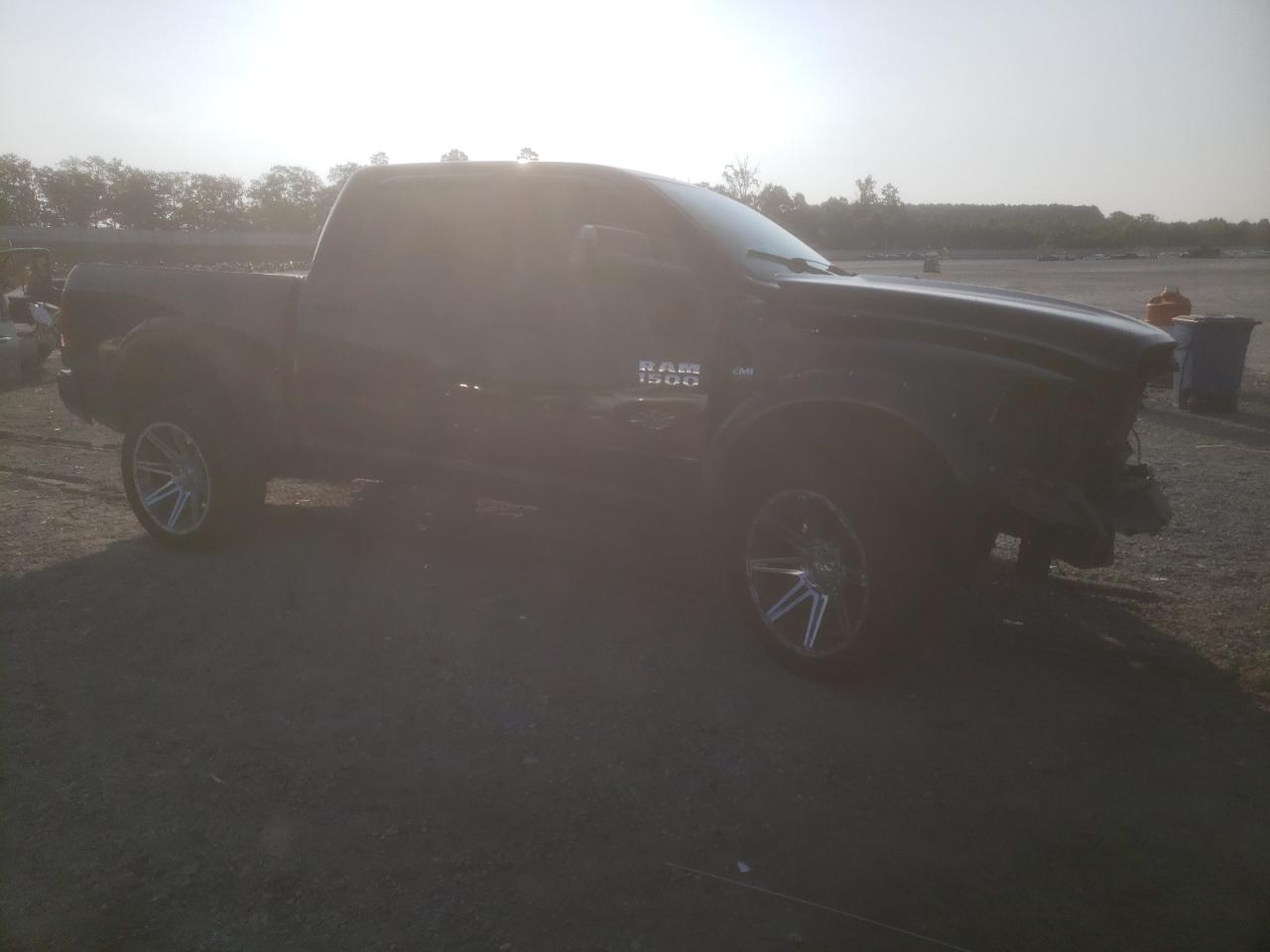 RAM 1500 SPORT