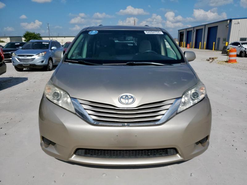 2015 TOYOTA SIENNA LE 5TDKK3DC4FS552390