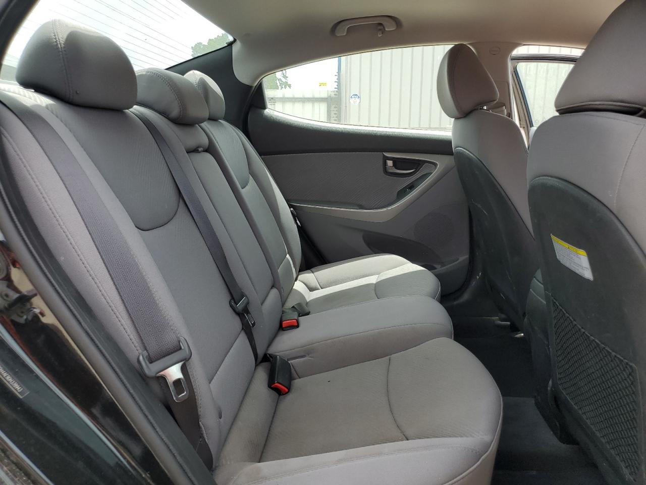 Hyundai Elantra gl 2013