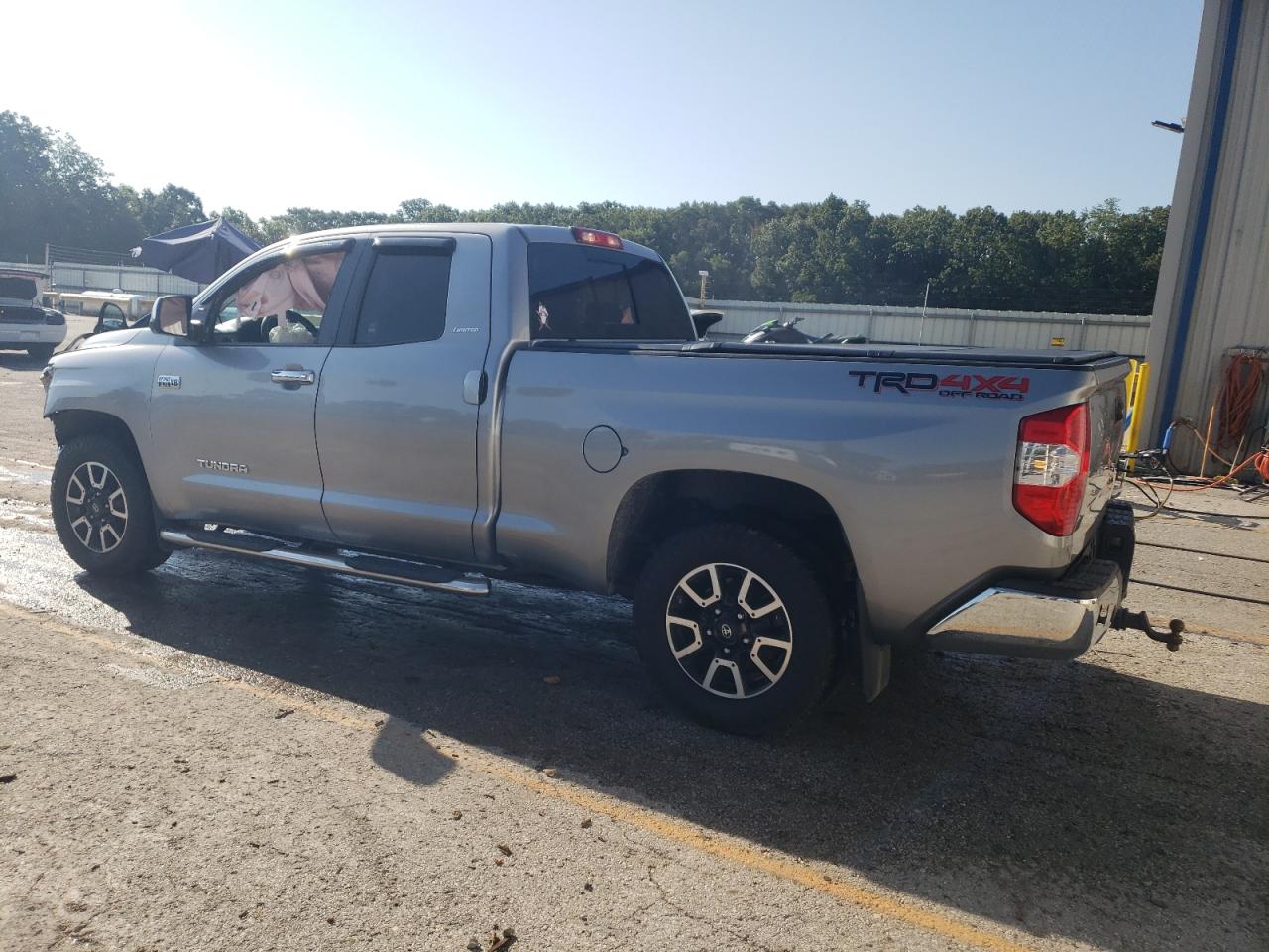 TOYOTA TUNDRA DOUBLE CAB LIMITED
