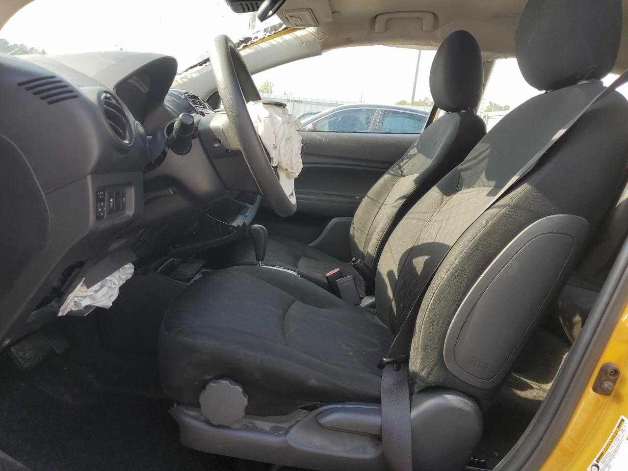 MITSUBISHI MIRAGE ES