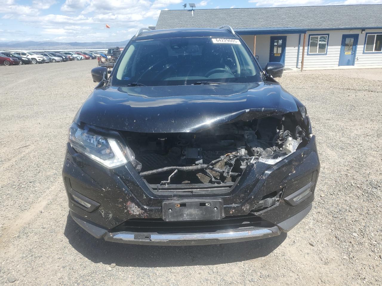 Lot #3211005561 2019 NISSAN ROGUE S