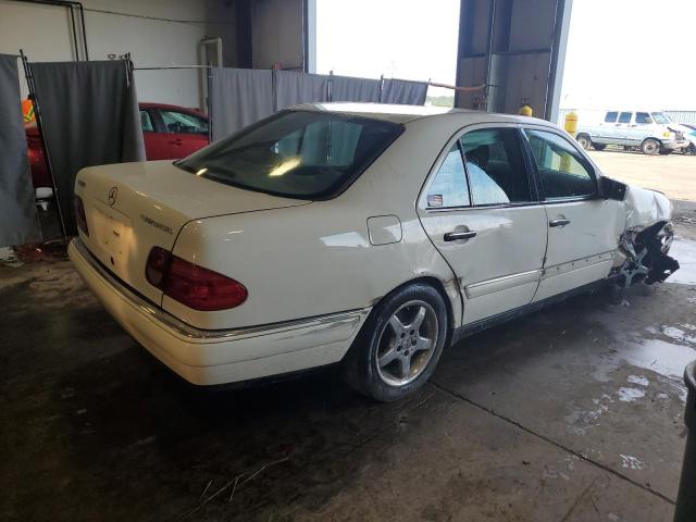 MERCEDES-BENZ E 300TD 1999 white  diesel WDBJF25H6XA911093 photo #4