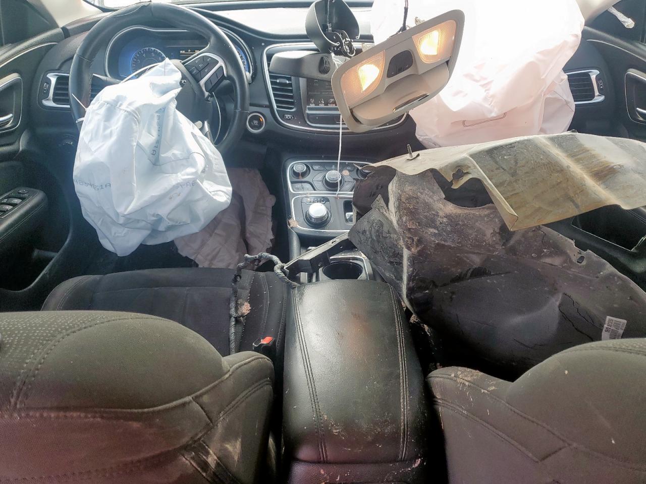 CHRYSLER 200 LIMITED