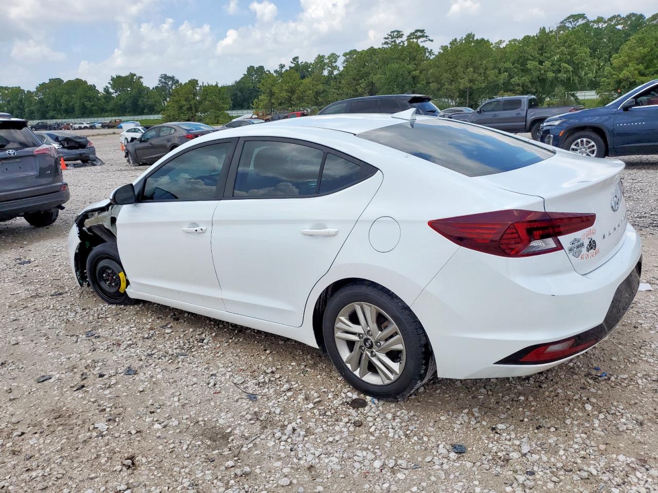 HYUNDAI ELANTRA SEL