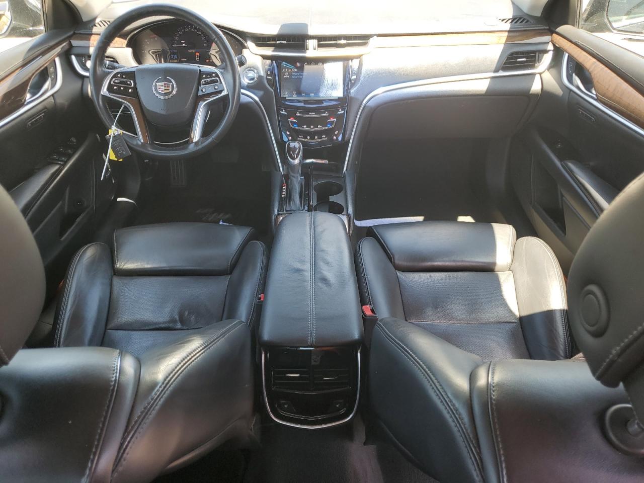 CADILLAC XTS LUXURY COLLECTION