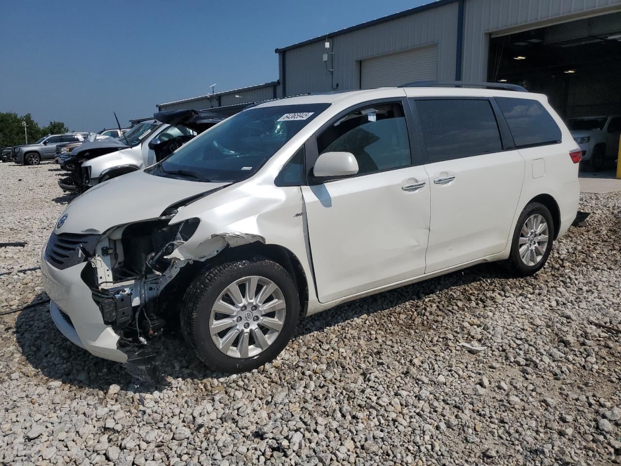 TOYOTA SIENNA XLE