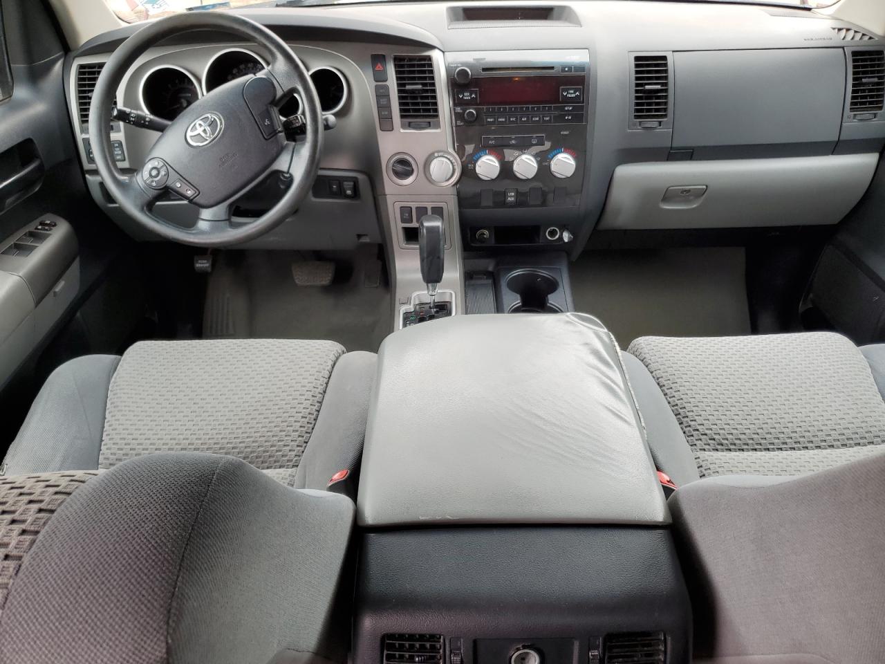 TOYOTA TUNDRA CREWMAX SR5