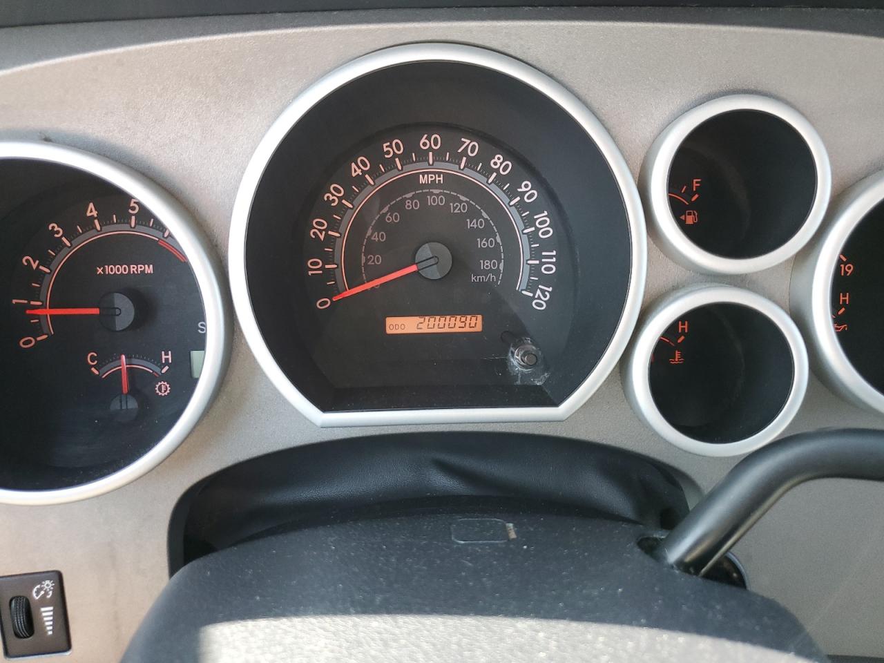 TOYOTA TUNDRA DOUBLE CAB SR5