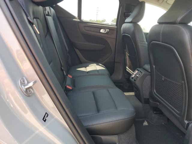 2024 VOLVO XC40 PLUS YV4L12UL1R2379678