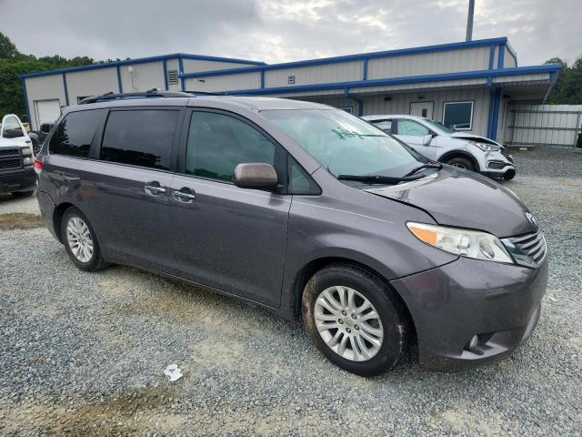 2014 TOYOTA SIENNA XLE - 5TDYK3DCXES482385