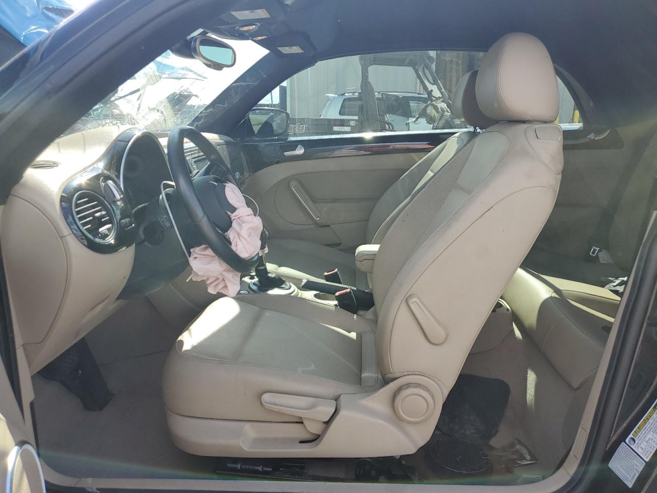 VOLKSWAGEN BEETLE S/SE