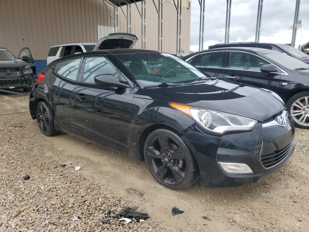 HYUNDAI VELOSTER