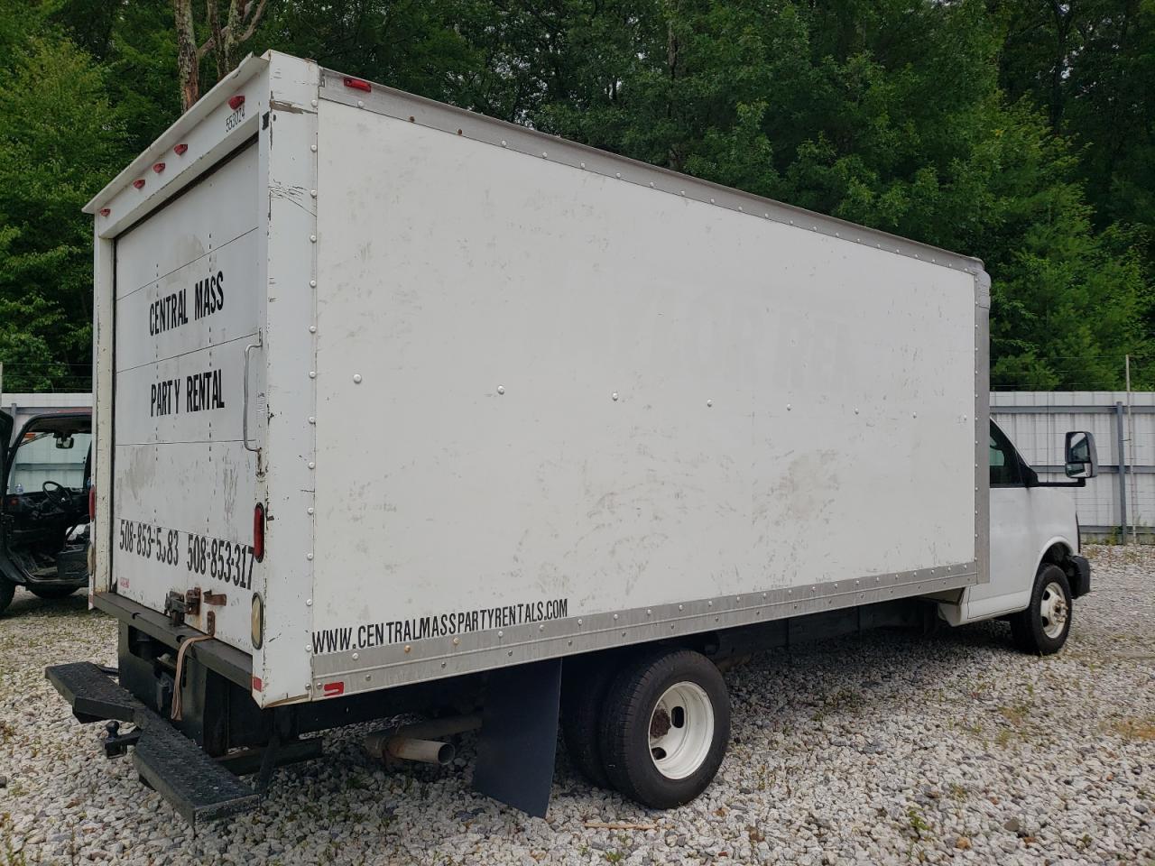 Lot #3297956783 2005 GMC SAVANA CUT