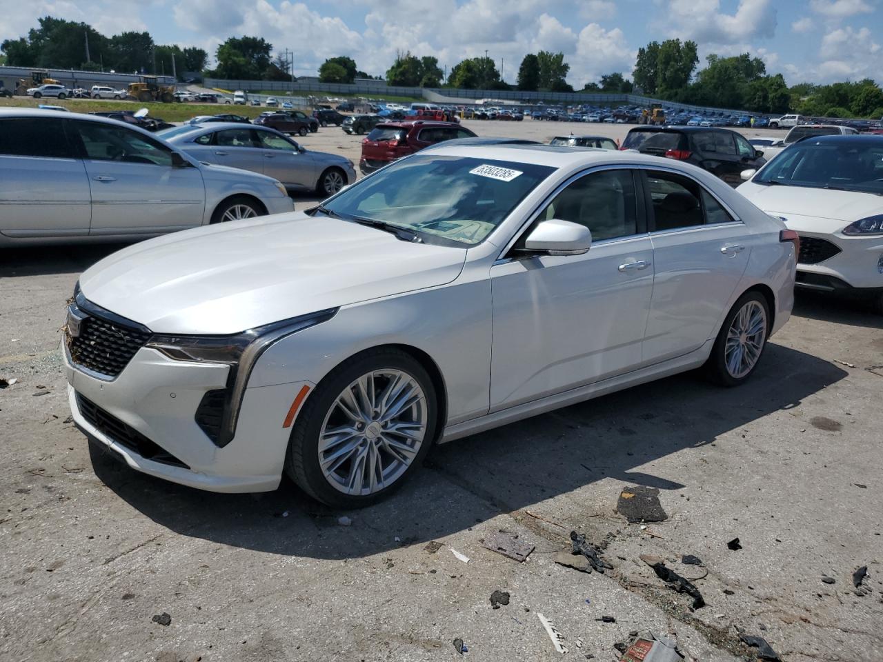 CADILLAC CT4 PREMIUM LUXURY