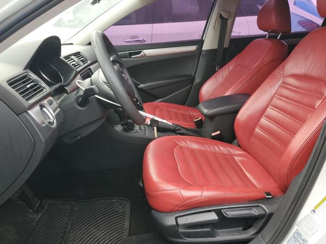 2017 VOLKSWAGEN PASSAT S 1VWAT7A3XHC071582