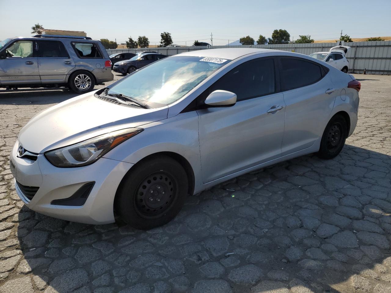 HYUNDAI ELANTRA SE