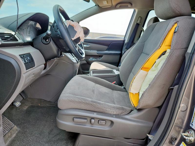 2016 HONDA ODYSSEY SE 5FNRL5H35GB050348