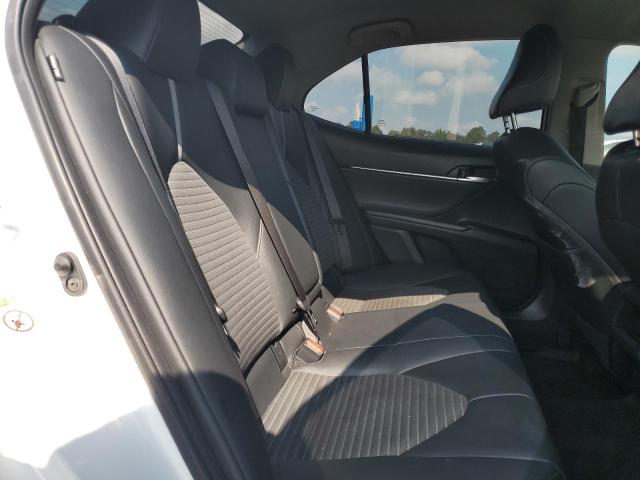 2018 TOYOTA CAMRY L 4T1B11HK6JU519836