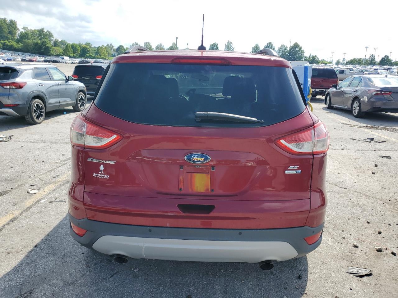 FORD ESCAPE SE