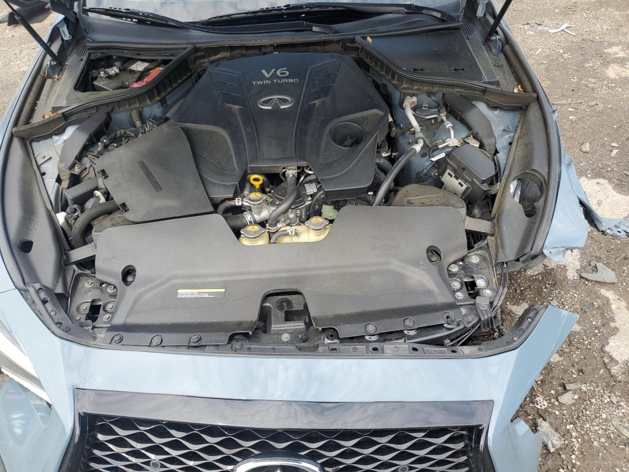 INFINITI Q50 RED SPORT 400