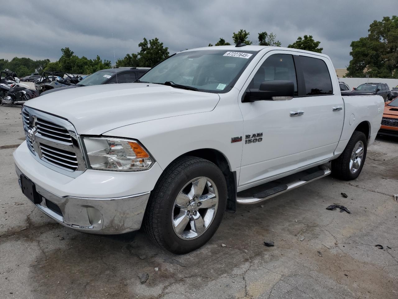 RAM 1500 SLT