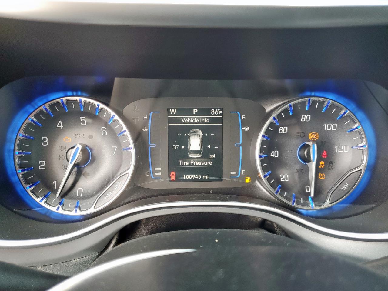 CHRYSLER PACIFICA TOURING PLUS