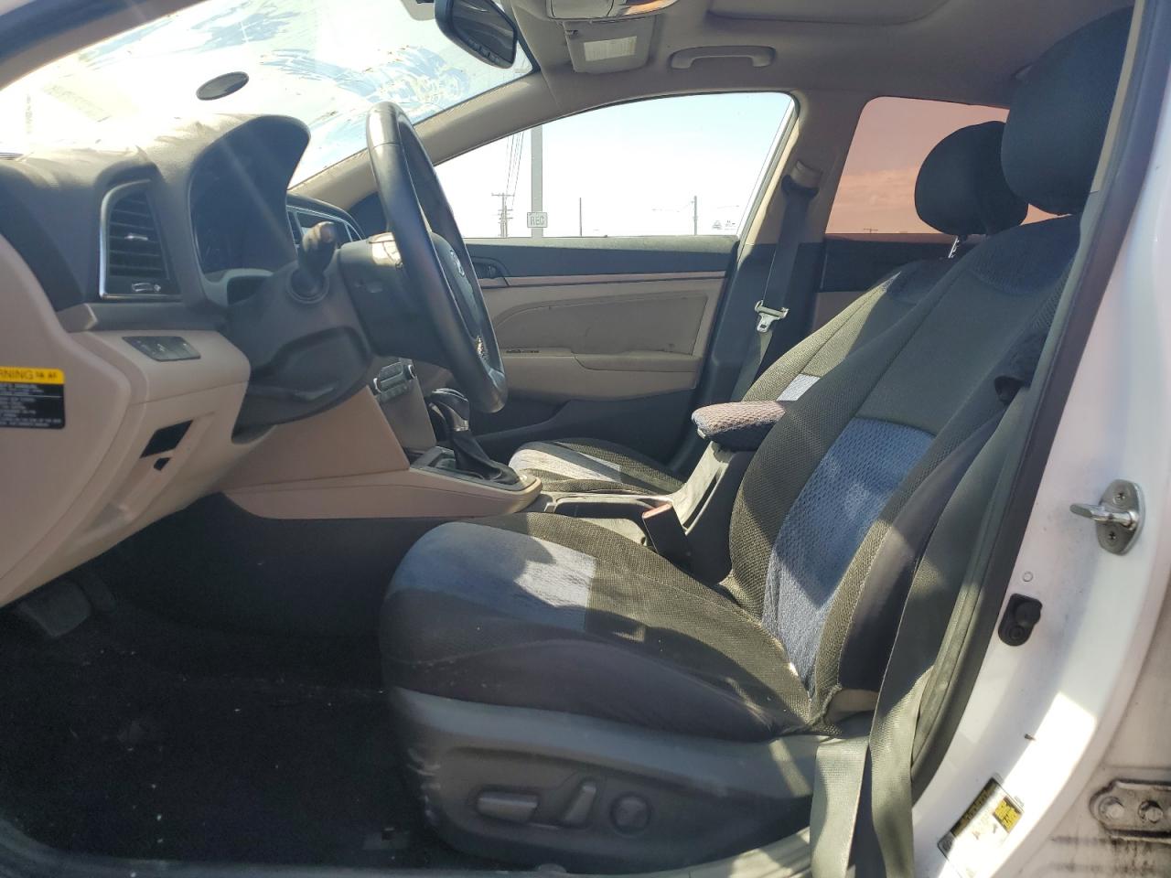 Lot #3227360361 2017 HYUNDAI ELANTRA SE