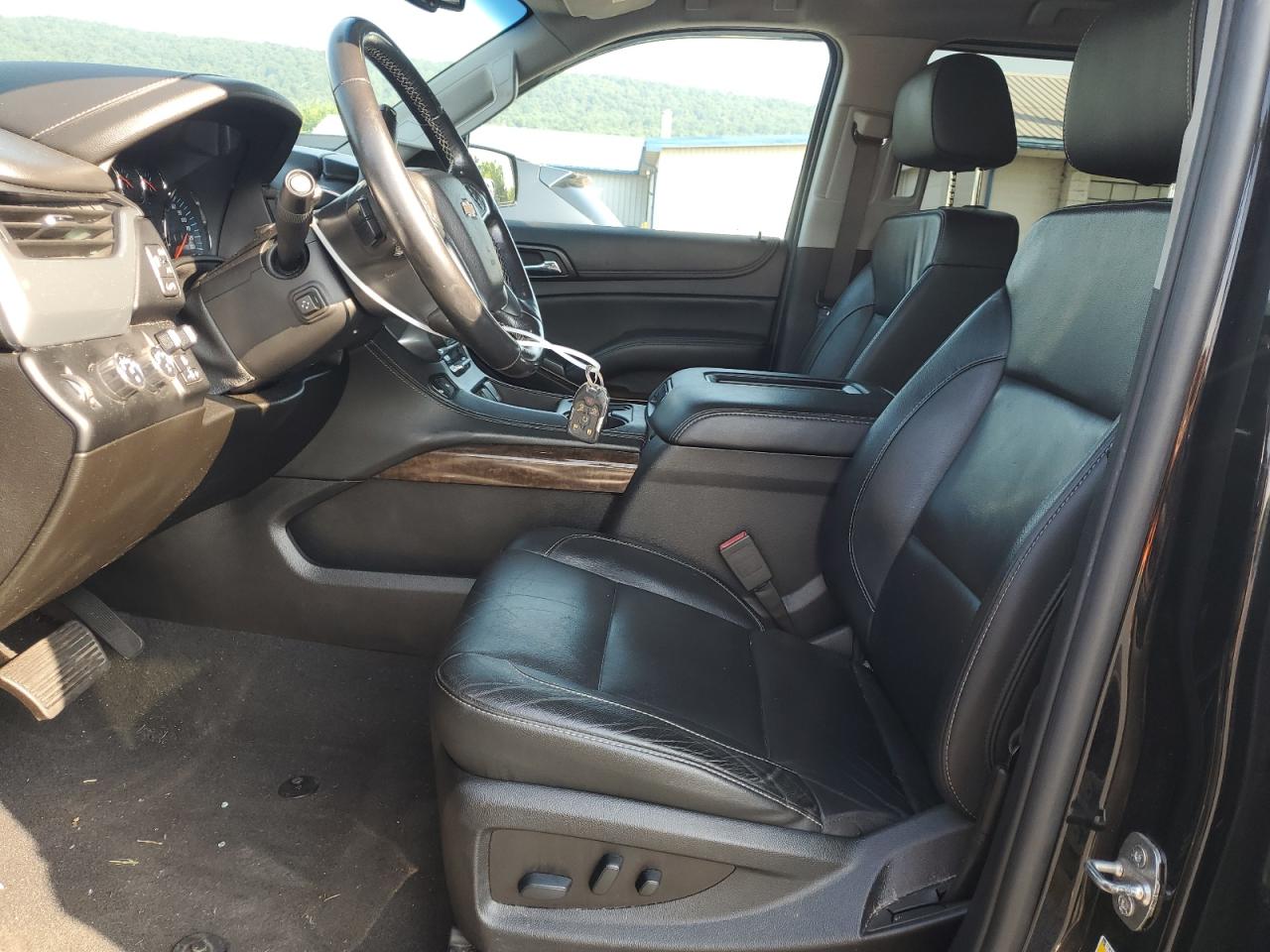 CHEVROLET SUBURBAN K1500 LT