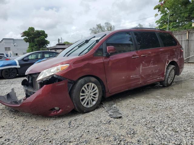 TOYOTA SIENNA XLE 2017 burgundy  gas 5TDYZ3DC9HS796884 photo #1