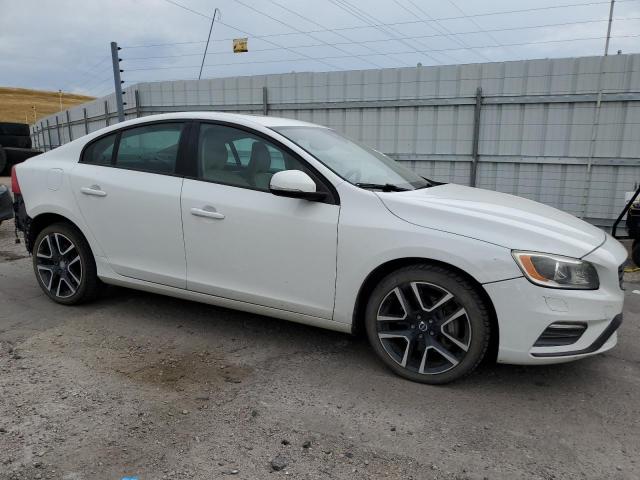 2017 VOLVO S60 DYNAMI YV140MTL2H2424210