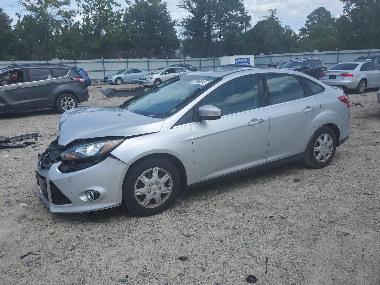 FORD FOCUS TITANIUM