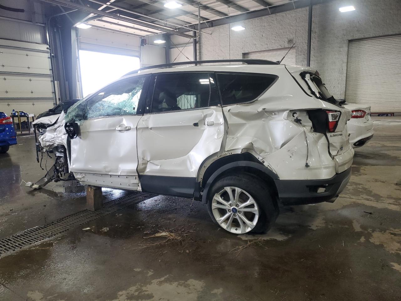 FORD ESCAPE SEL