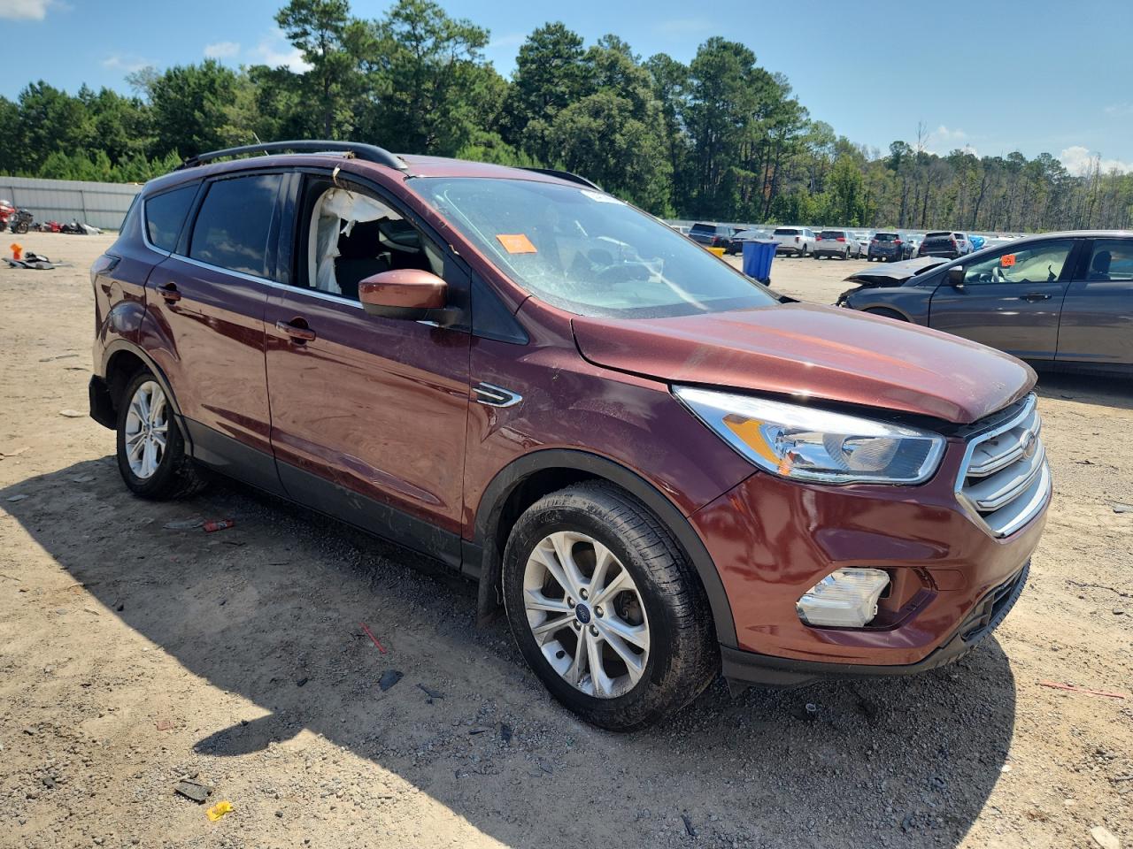 FORD ESCAPE SE