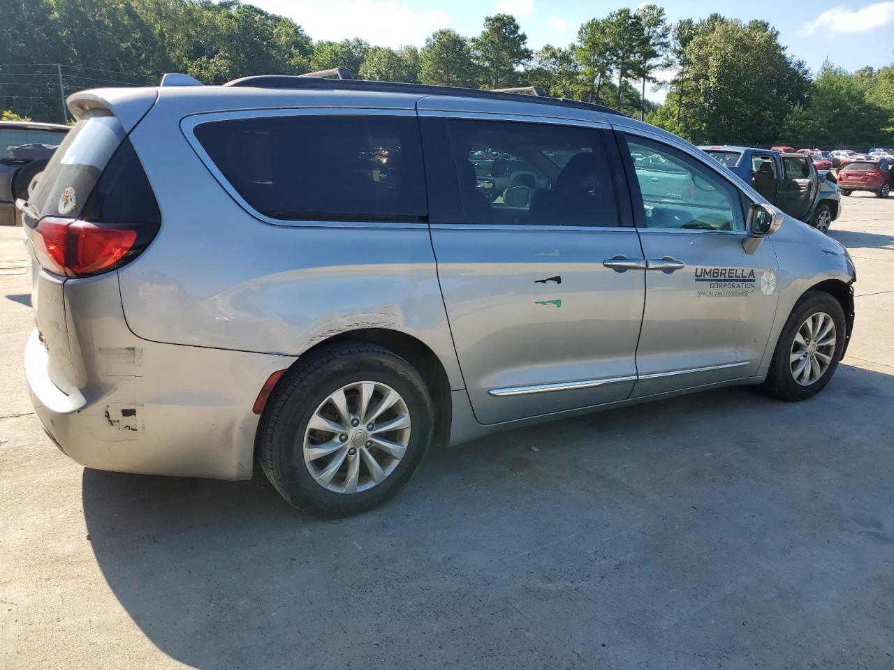 CHRYSLER PACIFICA TOURING L