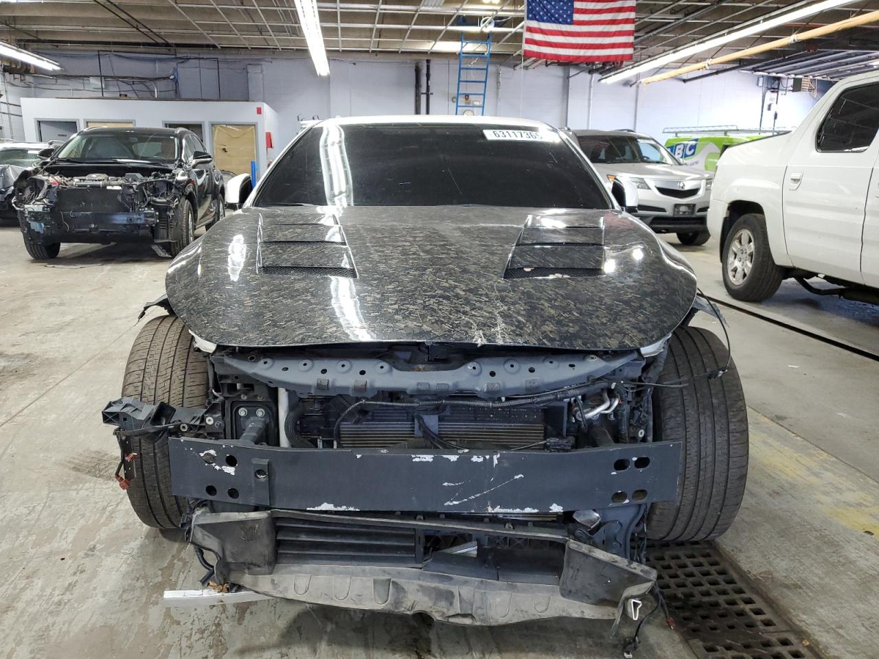 INFINITI Q60 LUXE 300