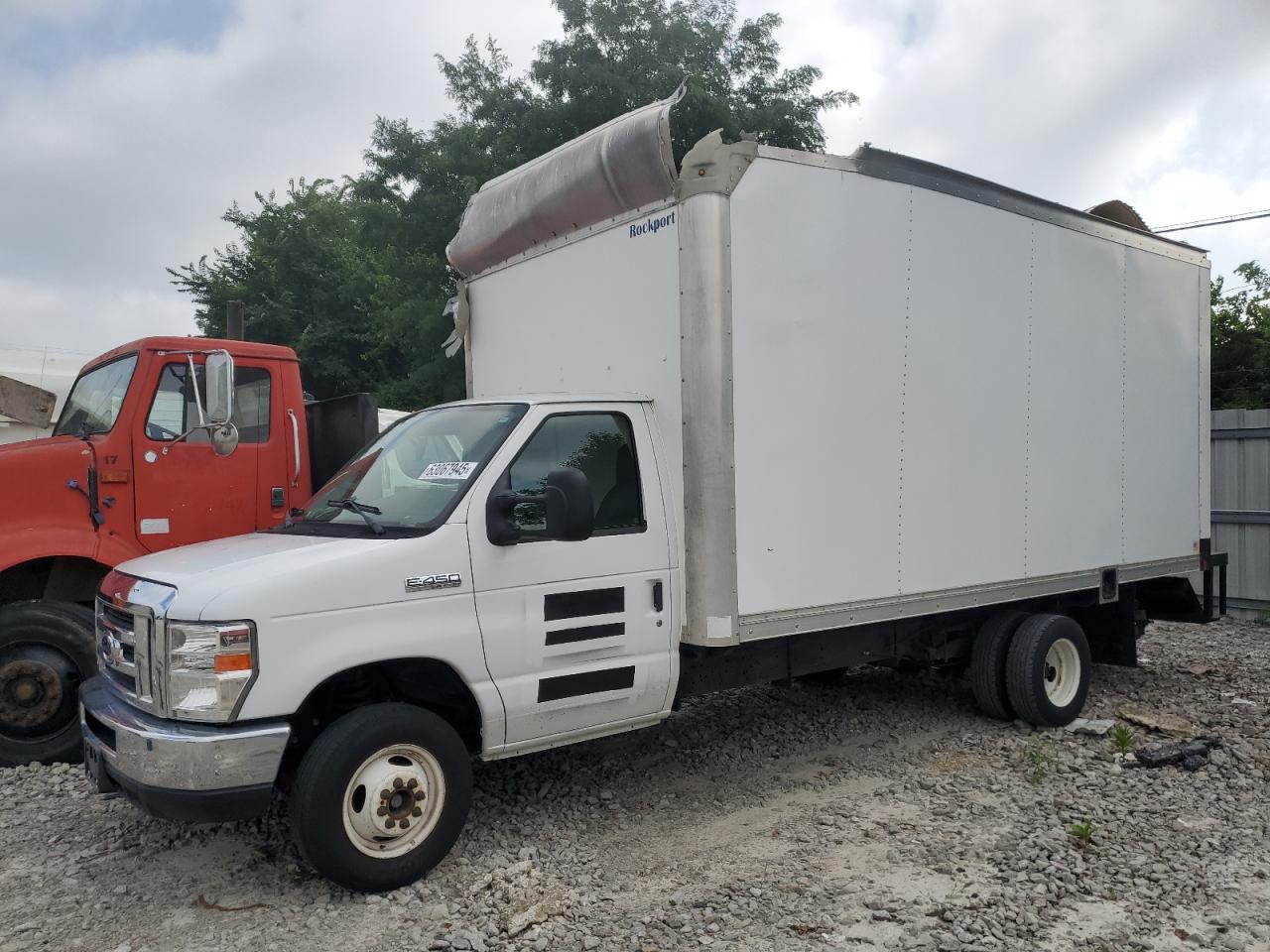 FORD ECONOLINE E450 SUPER DUTY CUTAWAY VAN