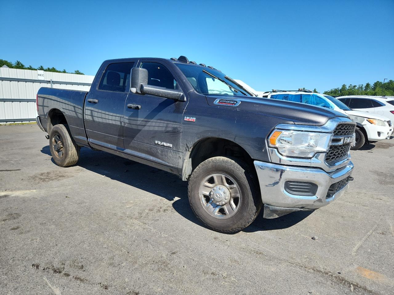 RAM 2500 TRADESMAN