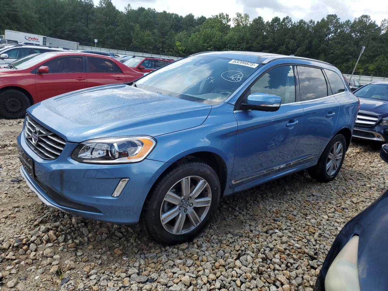 VOLVO XC60 T5 INSCRIPTION