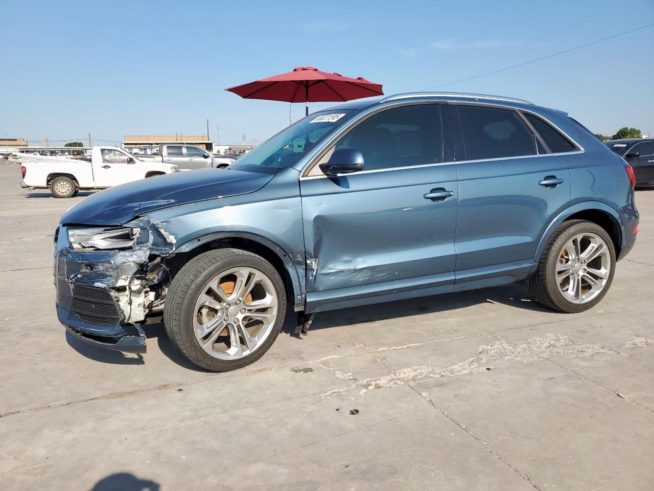 AUDI Q3 PREMIUM PLUS