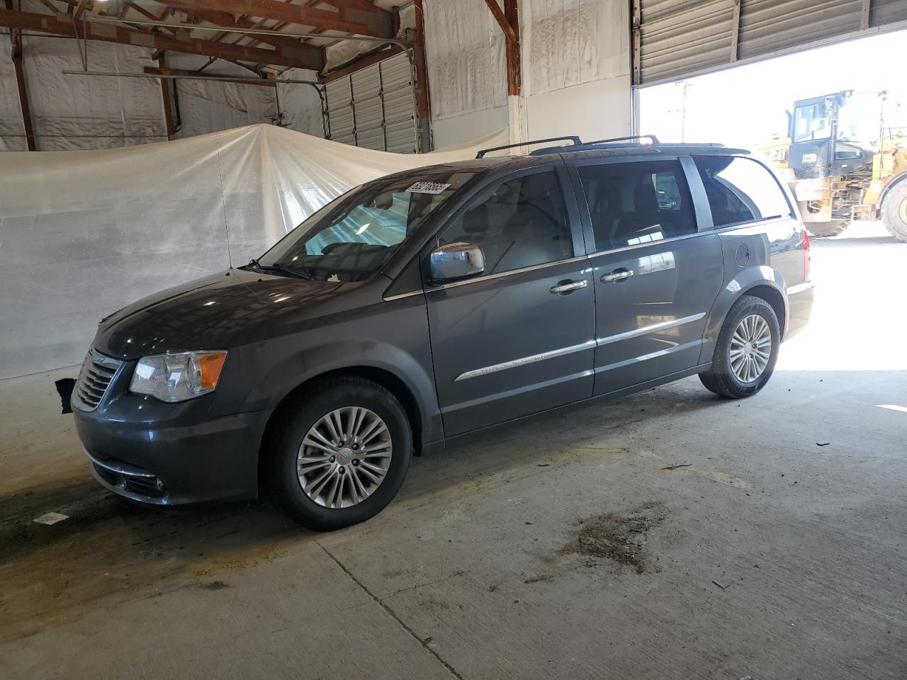 CHRYSLER TOWN & COUNTRY TOURING L