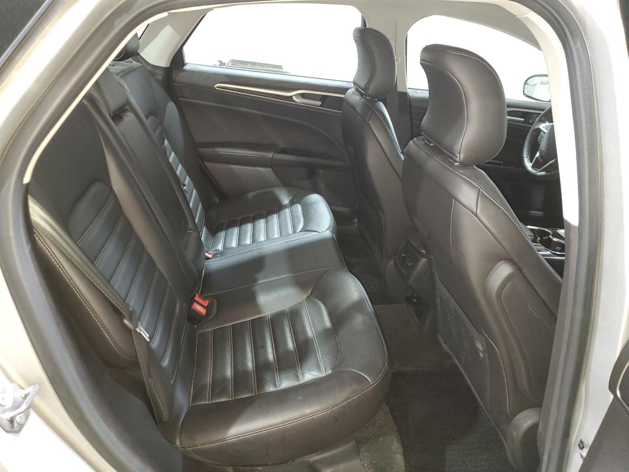 Ford Fusion se 2016