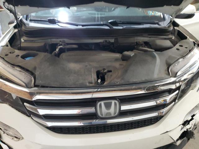 2018 HONDA PILOT TOUR 5FNYF6H93JB063488