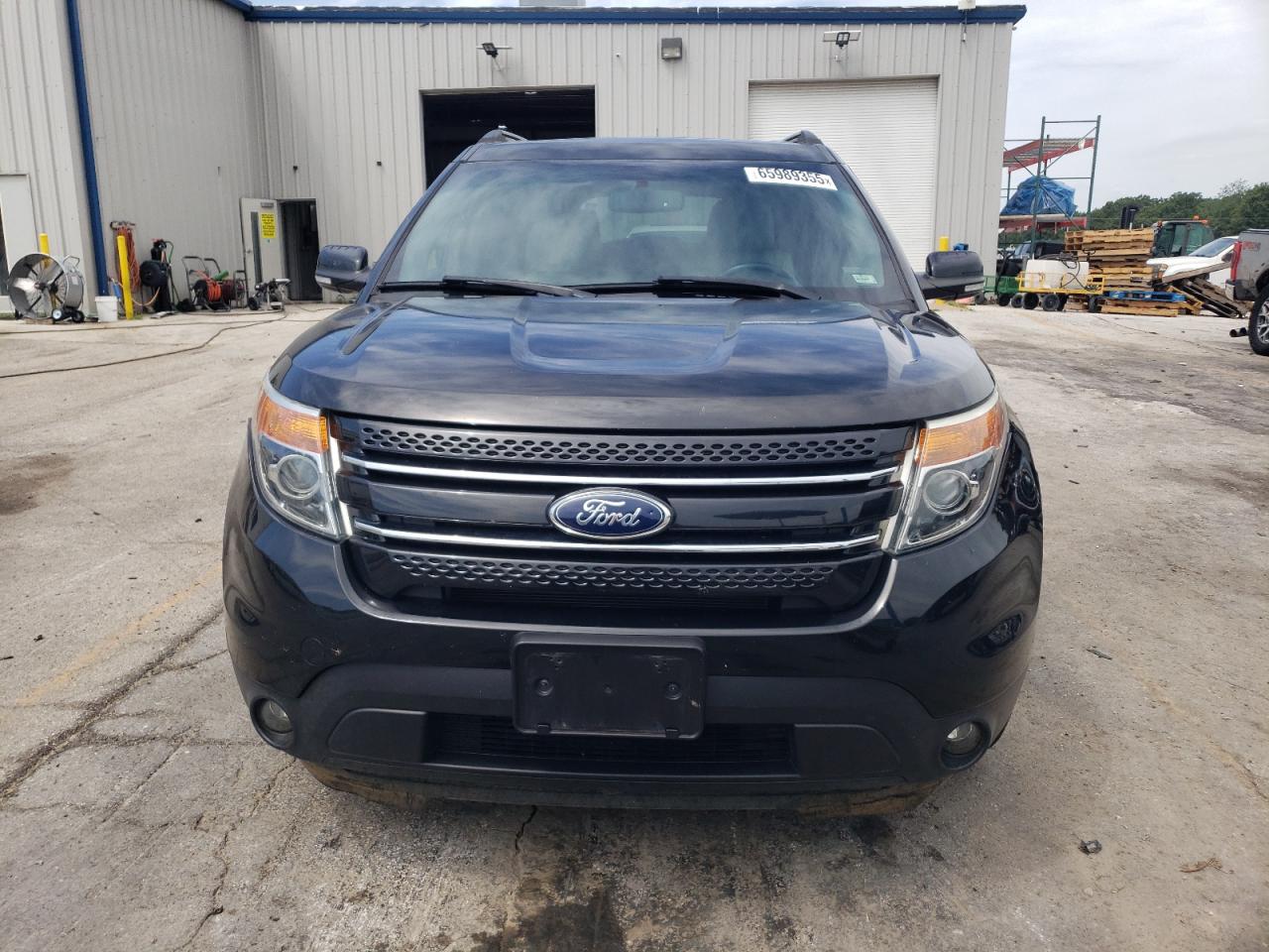 FORD EXPLORER LIMITED
